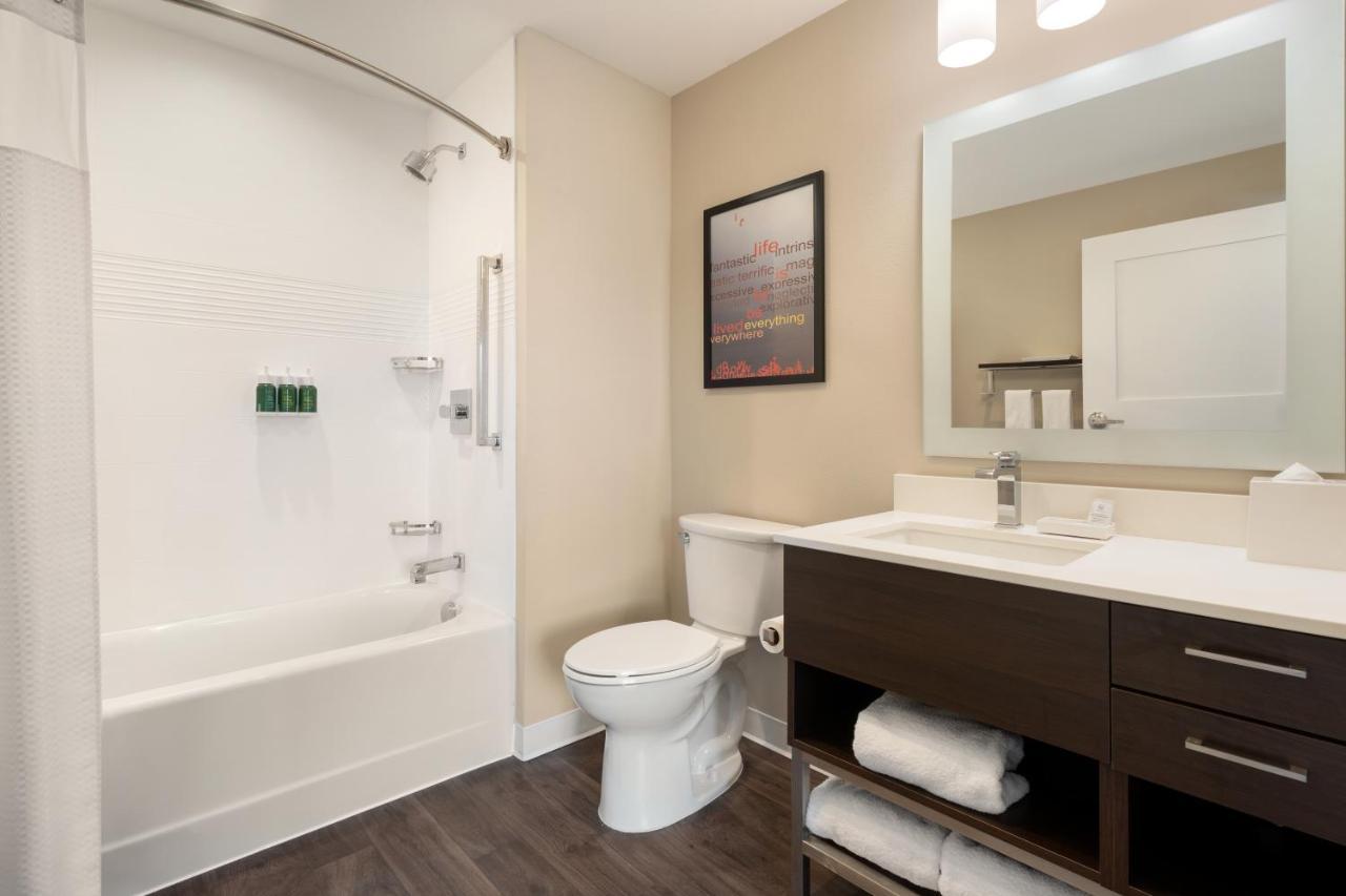 Towneplace Suites By Marriott Logan Exteriör bild